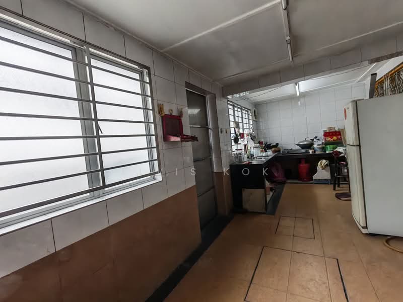 1-storey Terraced House for Sale in Sungai Besi (Kuala Lumpur) - Elvis Kok - Kitchen - PropertyGuru.com.my