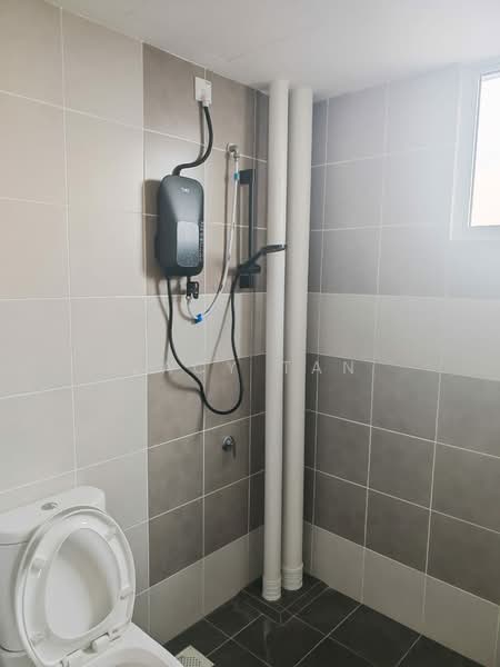 Apartment for Rent at Merpati Indah Apartment @ Bandar Putra Kulai - Jacy Tan - Bathroom - PropertyGuru.com.my
