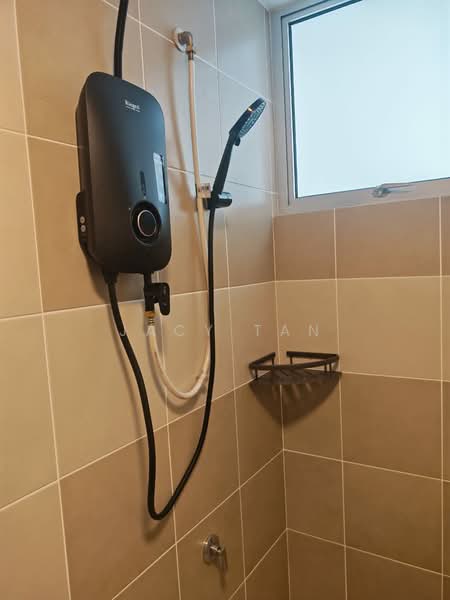 Apartment for Rent at Merpati Indah Apartment @ Bandar Putra Kulai - Jacy Tan - Bathroom - PropertyGuru.com.my