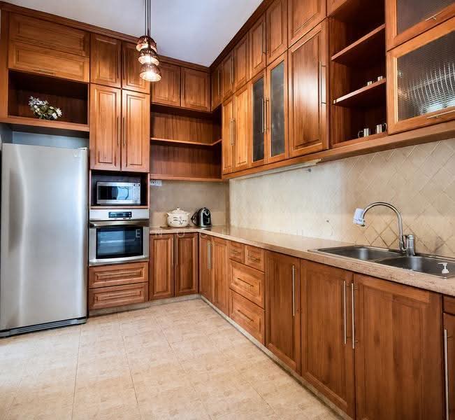 3-storey Terraced House for Sale in Tanjung Bungah (Penang) - Enoch Tiu - Kitchen - PropertyGuru.com.my