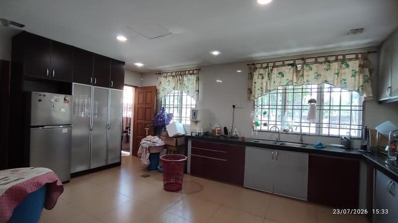 2-storey Terraced House for Sale in Kota Kemuning (Shah Alam) - ET Cheah - Dry & Wet Kitchen - PropertyGuru.com.my