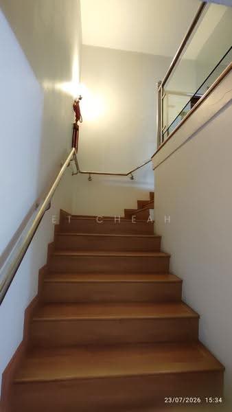 2-storey Terraced House for Sale in Kota Kemuning (Shah Alam) - ET Cheah - Staircase - PropertyGuru.com.my