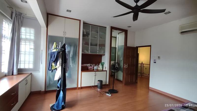 2-storey Terraced House for Sale in Kota Kemuning (Shah Alam) - ET Cheah - Master Bedroom - PropertyGuru.com.my