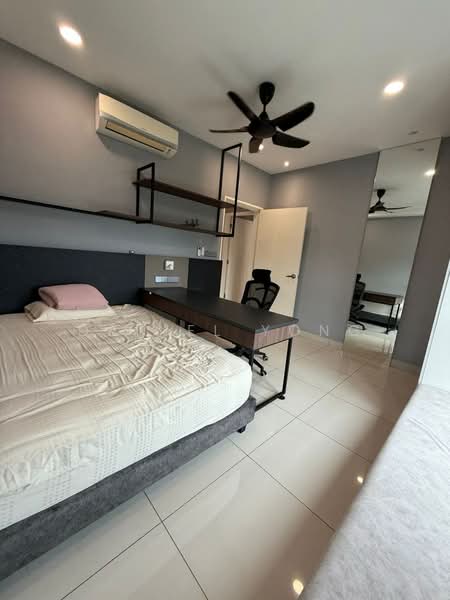 Condominium for Sale at D'Suites Akasia Horizon @ Horizon Hills - Daniel Yong - Bedroom - PropertyGuru.com.my