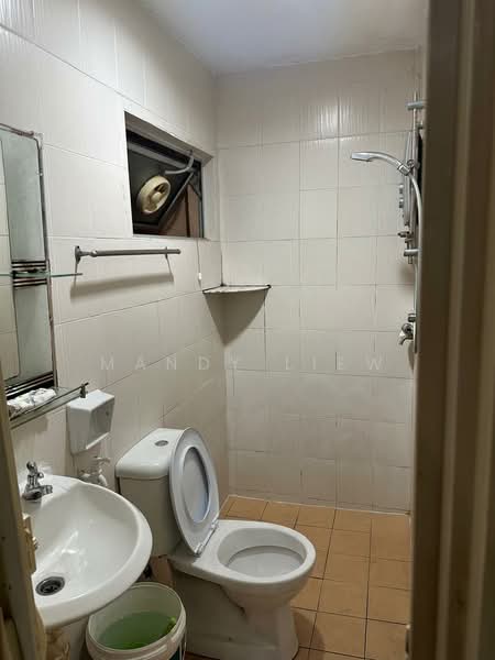 Rumah Bandar untuk Dijual di Batu Caves (Selangor) - Mandy Liew - Bathroom - PropertyGuru.com.my