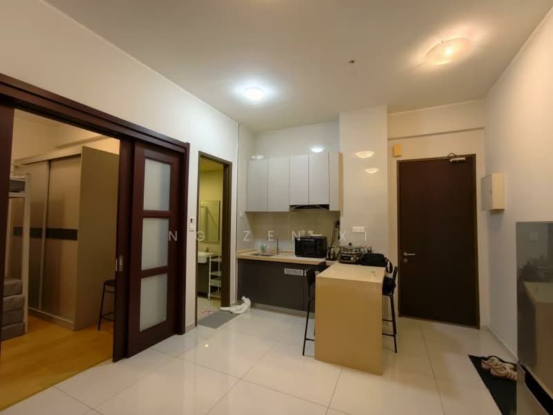 Kondominium untuk Dijual di Amberside @ Country Garden Danga Bay - NG ZEN XI - Kitchen - PropertyGuru.com.my