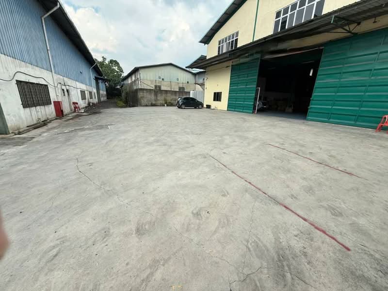 Warehouse for Rent in Kampung Baru Sungai Buloh (Sungai Buloh) - Ruby Eng - Exterior - PropertyGuru.com.my