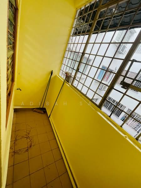 Apartment for Sale at Pangsapuri Sri Alpinia - Adibah Salim - Balcony - PropertyGuru.com.my