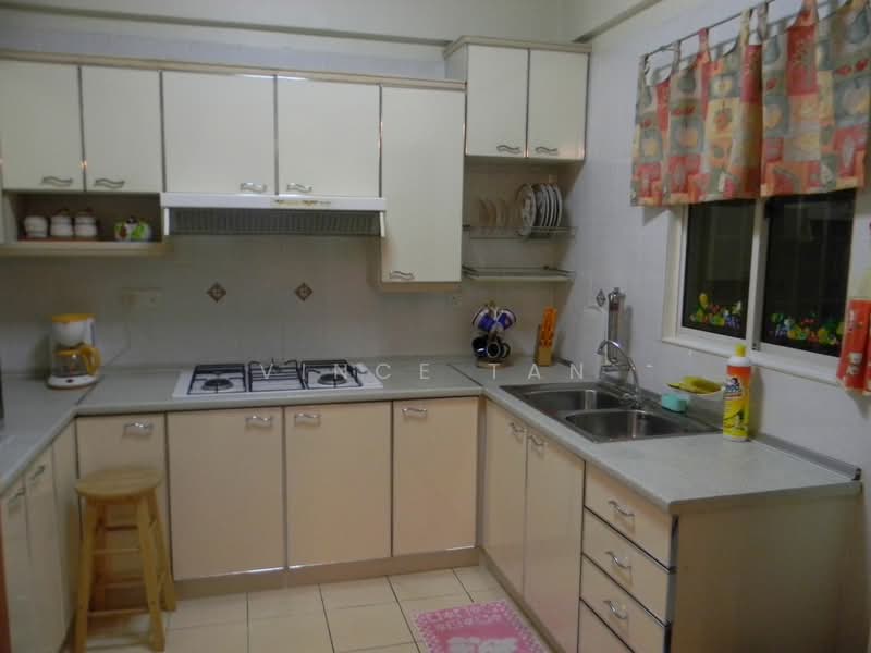Kondominium untuk Dijual di Gold Coast Resort Condominium - Vince Tan - Kitchen - PropertyGuru.com.my