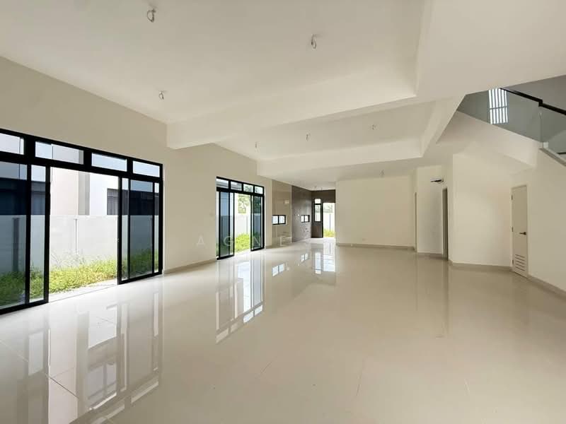 Rumah Berkembar untuk Dijual di Taman Sutera Utama (Skudai) - Agnes . - PropertyGuru.com.my