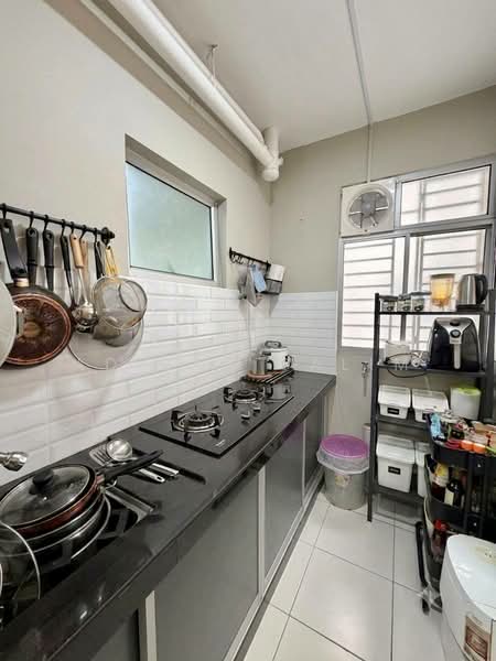 Apartment for Sale at De Bayu Apartment - Adibah Salim - Kitchen - PropertyGuru.com.my