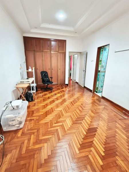 2-storey Terraced House for Sale in Taman Daya (Johor Bahru) - Daniel Yong - Study - PropertyGuru.com.my