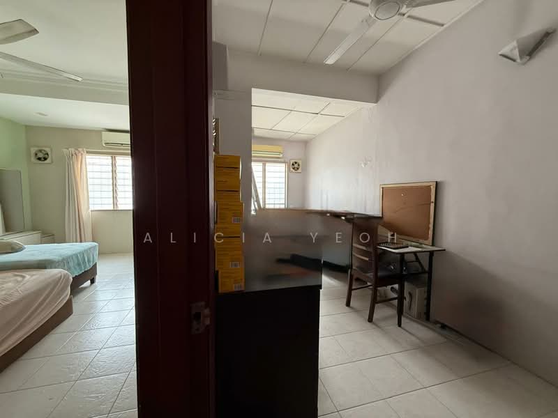 Rumah Teres 2 Tingkat untuk Dijual di Usj 6 (Subang Jaya) - Alicia Yeoh - Bedroom - PropertyGuru.com.my
