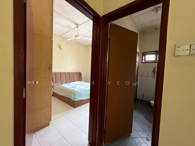 Rumah Teres 2 Tingkat untuk Dijual di Usj 6 (Subang Jaya) - Alicia Yeoh - Bedroom - PropertyGuru.com.my