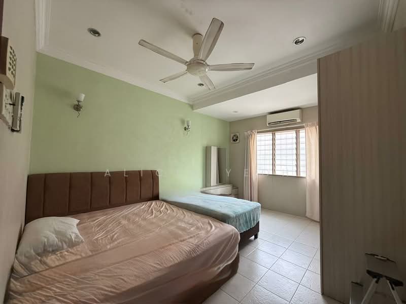 Rumah Teres 2 Tingkat untuk Dijual di Usj 6 (Subang Jaya) - Alicia Yeoh - Bedroom - PropertyGuru.com.my