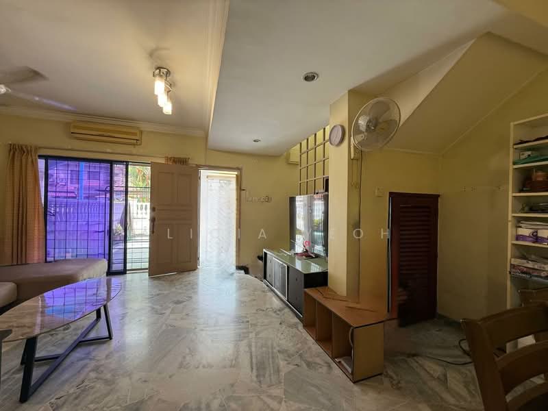 Rumah Teres 2 Tingkat untuk Dijual di Usj 6 (Subang Jaya) - Alicia Yeoh - Living Room - PropertyGuru.com.my