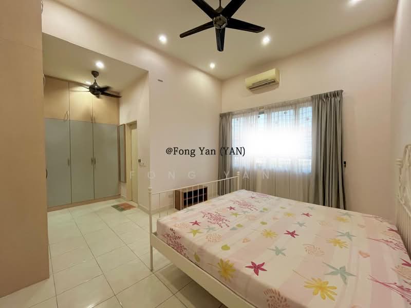 Rumah Teres 2 Tingkat untuk Dijual di Setia Indah 12 (Setia Alam) - Fong Yan - Bedroom - PropertyGuru.com.my