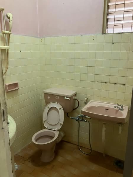 Rumah Banglo untuk Disewa di Jelutong (Penang) - Leong . - Bathroom - PropertyGuru.com.my
