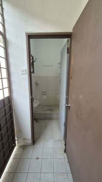 2-storey Terraced House for Sale in Taman Mega Jaya (Ampang) - Kevin Chen - Bathroom - PropertyGuru.com.my