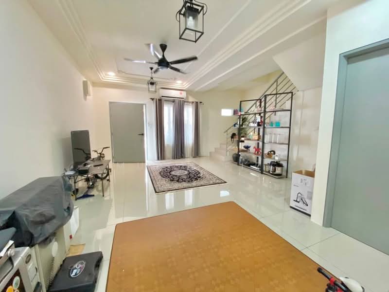 2-storey Terraced House for Sale in Alam Perdana (Puncak Alam) - Muz Hafiz - PropertyGuru.com.my