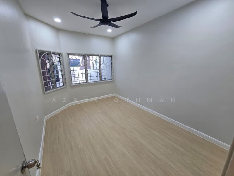 1-storey Terraced House for Sale in Taman Rasah Jaya (Rasah) - Azrul Othman - Interior - PropertyGuru.com.my