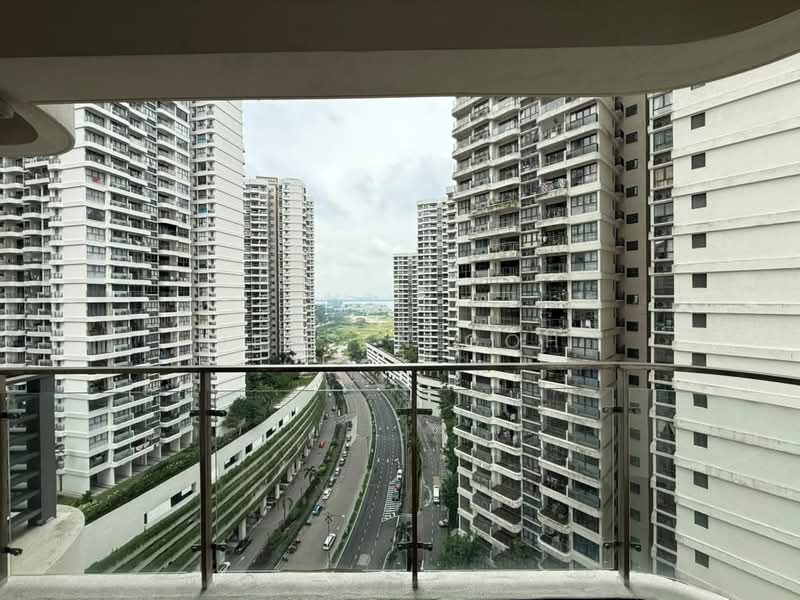 Kondominium untuk Disewa di Lovell @ Country Garden Danga Bay - Jensen Goh - Balcony - PropertyGuru.com.my