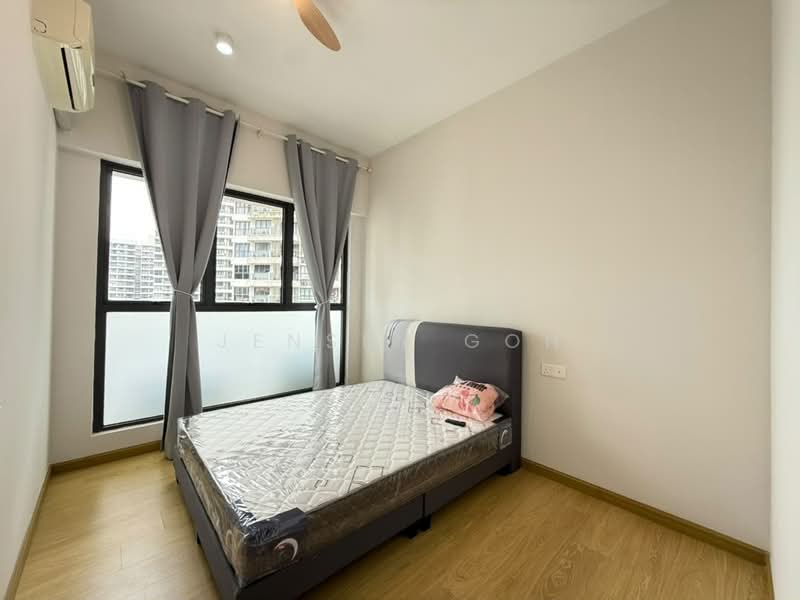 Kondominium untuk Disewa di Lovell @ Country Garden Danga Bay - Jensen Goh - Bedroom - PropertyGuru.com.my