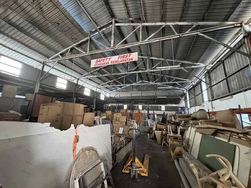 Warehouse for Rent in Kampung Baru Sungai Buloh (Sungai Buloh) - Ruby Eng - Interior - PropertyGuru.com.my