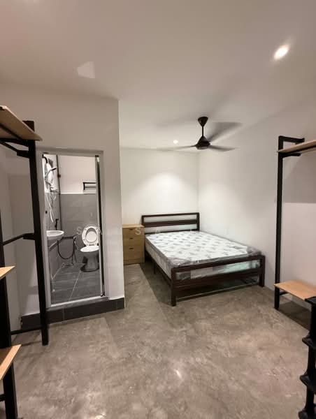 Shop / Office for Sale in Bandar Baru Permas Jaya (Permas Jaya) - Sausa Lee - Bedroom - PropertyGuru.com.my