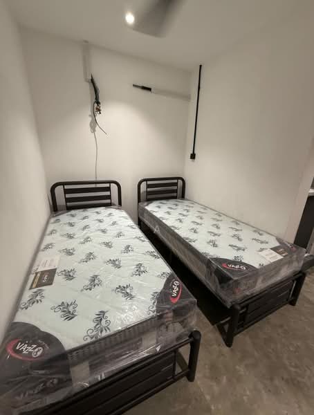 Shop / Office for Sale in Bandar Baru Permas Jaya (Permas Jaya) - Sausa Lee - Bedroom - PropertyGuru.com.my