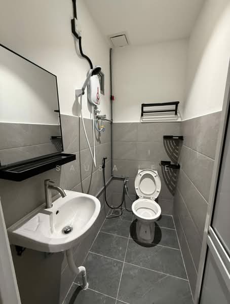 Shop / Office for Sale in Bandar Baru Permas Jaya (Permas Jaya) - Sausa Lee - Bathroom - PropertyGuru.com.my