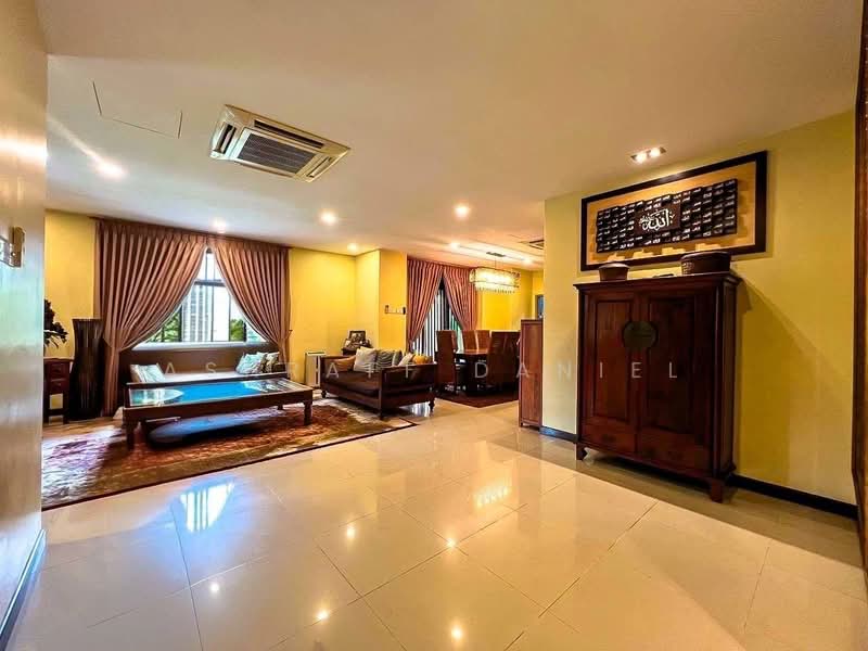 Rumah Banglo untuk Dijual di Bukit Rahman Putra (Sungai Buloh) - Ashraff Daniel - Living Room - PropertyGuru.com.my