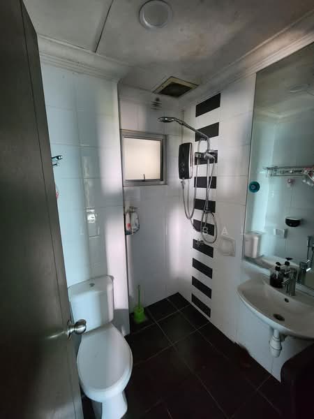 Condominium for Sale at Lagoon Suites - Aliff Iqbal - PropertyGuru.com.my