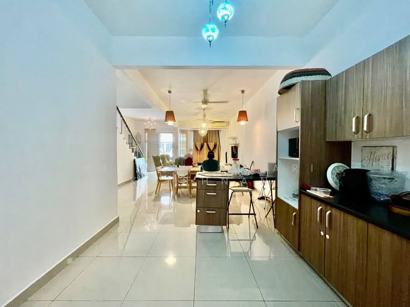 Rumah Teres 2.5 Tingkat untuk Dijual di Bandar Baru Bangi (Selangor) - Keasavan Hari Krishnan - Living Room - PropertyGuru.com.my