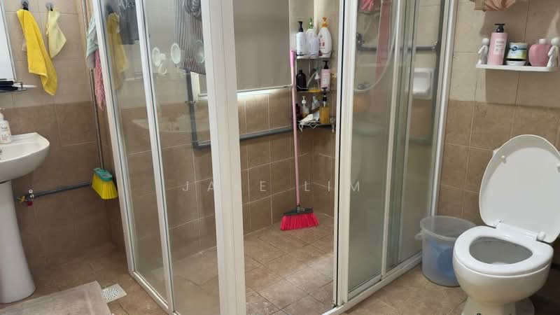 2-storey Terraced House for Sale in Seri Sungai Long (Kajang) - Jake Lim - Bathroom - PropertyGuru.com.my