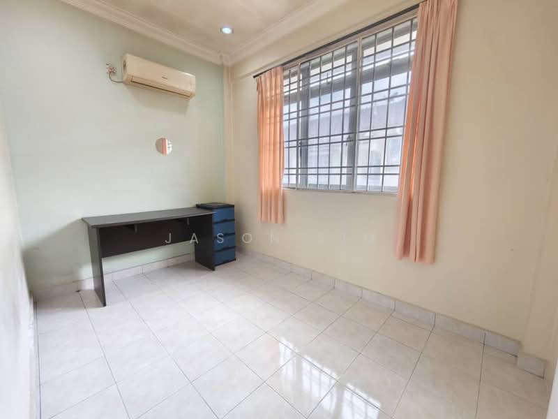 Pangsapuri untuk Dijual di Vista Seri Alam - Jason Sim - Study - PropertyGuru.com.my