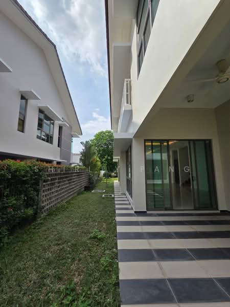 Rumah Berkembar untuk Dijual di East Ledang (Iskandar Puteri (Nusajaya)) - Shirley Pang - Exterior - PropertyGuru.com.my