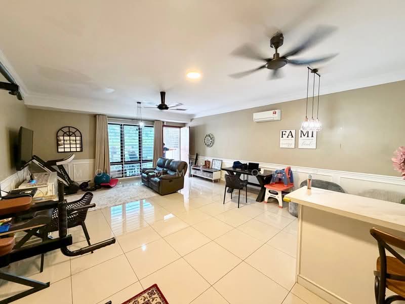 Townhouse for Sale in Bangi (Selangor) - Mohammad Omar - Living Room - PropertyGuru.com.my