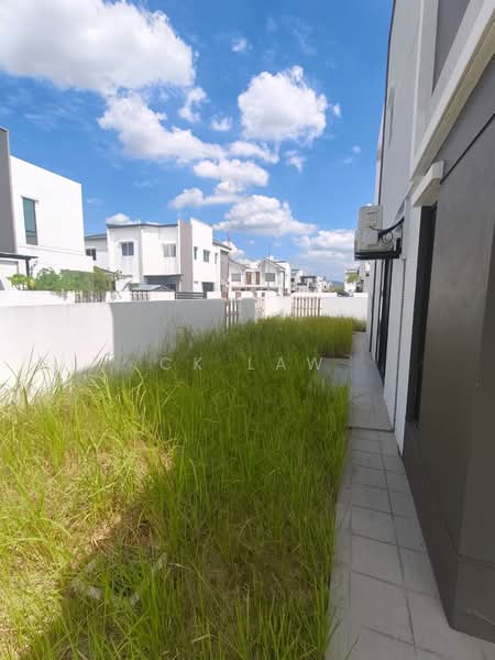 Rumah Teres 2-Tingkat untuk Disewa di Setia Ecohill (Semenyih) - CK Law - Exterior - PropertyGuru.com.my