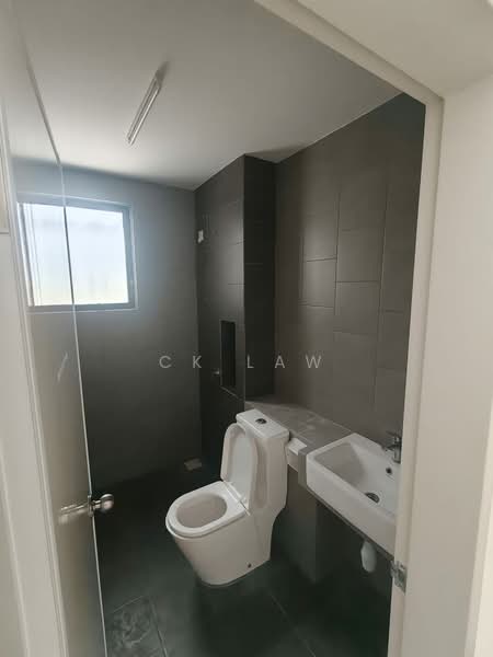 Rumah Teres 2-Tingkat untuk Disewa di Setia Ecohill (Semenyih) - CK Law - Bathroom - PropertyGuru.com.my
