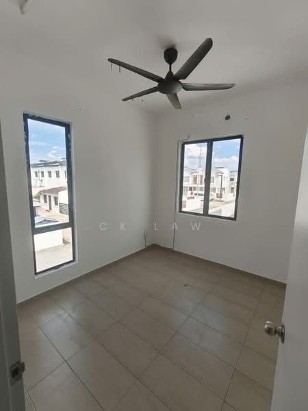 Rumah Teres 2-Tingkat untuk Disewa di Setia Ecohill (Semenyih) - CK Law - Bedroom - PropertyGuru.com.my