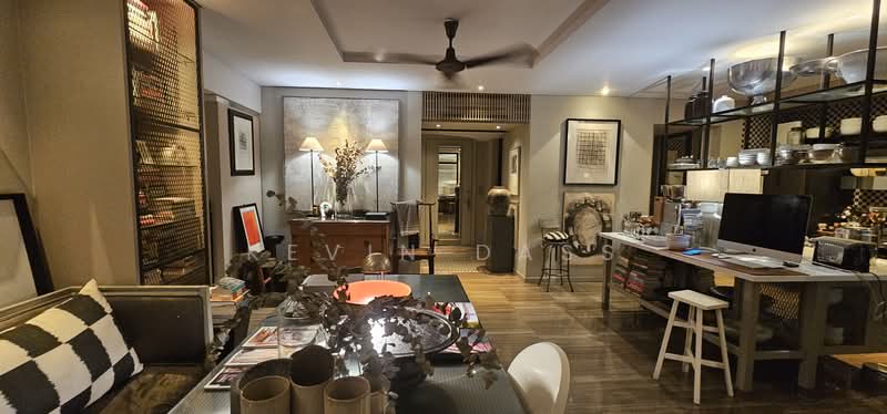 Kondominium untuk Dijual di The Capsquare Residences - Kevin Dass - Living Room - PropertyGuru.com.my