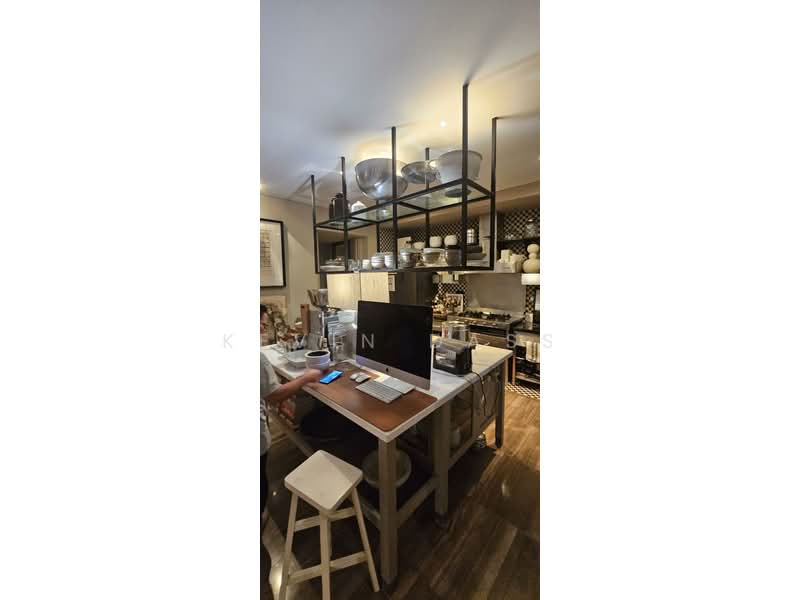 Kondominium untuk Dijual di The Capsquare Residences - Kevin Dass - Kitchen - PropertyGuru.com.my