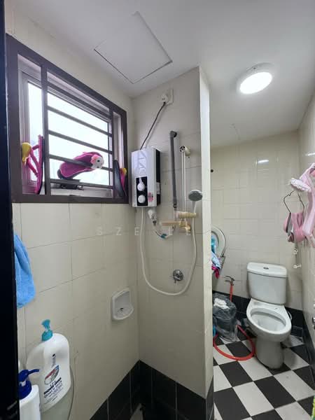 Servis Apartment untuk Dijual di The Embassy (Bangunan Duta Impian) - Sze Lee - Bathroom - PropertyGuru.com.my