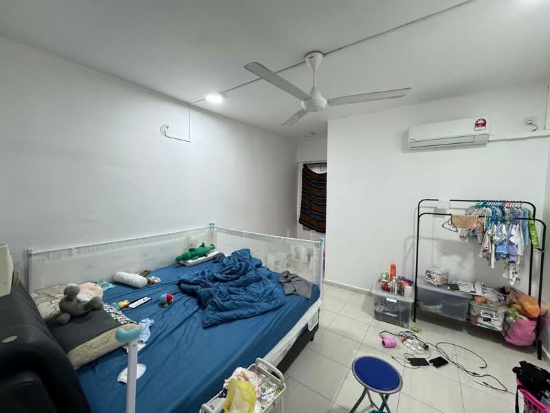 Servis Apartment untuk Dijual di The Embassy (Bangunan Duta Impian) - Sze Lee - Bedroom - PropertyGuru.com.my