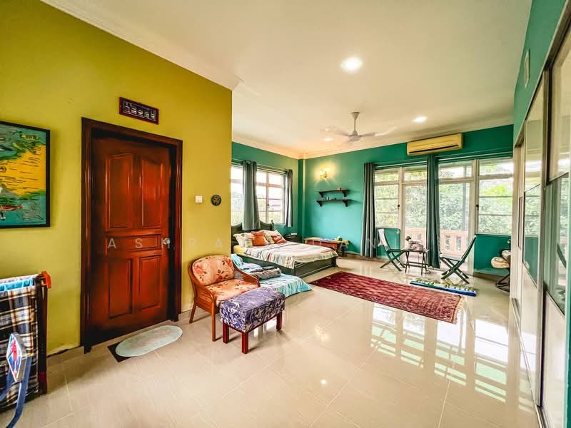 Bungalow for Sale in Country Heights (Kajang) - Ashraff Daniel - PropertyGuru.com.my