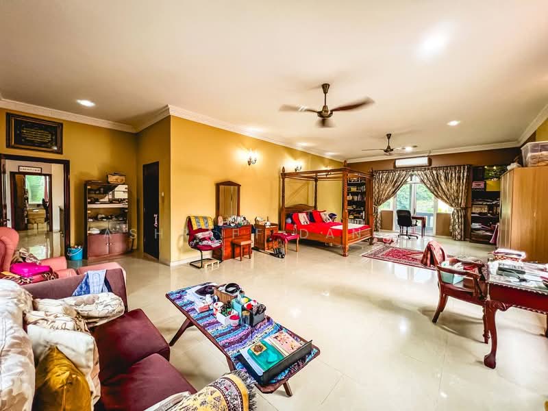 Bungalow for Sale in Country Heights (Kajang) - Ashraff Daniel - PropertyGuru.com.my