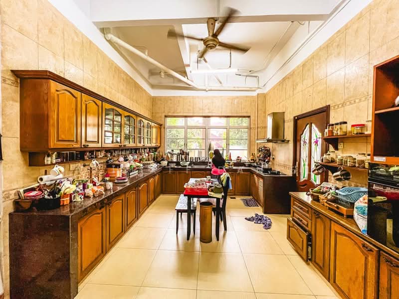 Bungalow for Sale in Country Heights (Kajang) - Ashraff Daniel - PropertyGuru.com.my