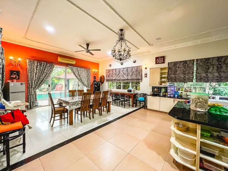 Bungalow for Sale in Country Heights (Kajang) - Ashraff Daniel - PropertyGuru.com.my