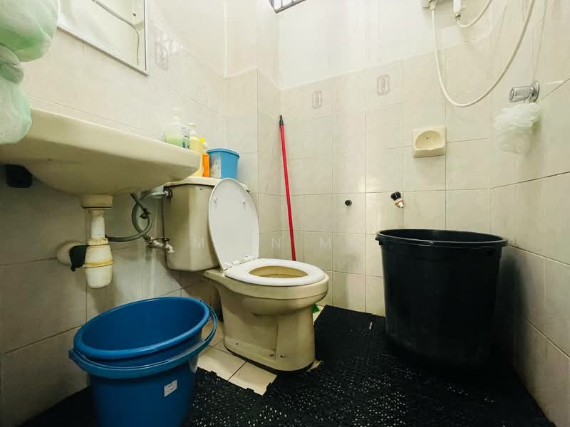 2-storey Terraced House for Sale in Kota Damansara (Selangor) - Muin Mn - Bathroom - PropertyGuru.com.my